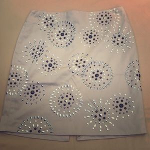 White House | Black Market Skirt Sz 00 embellished